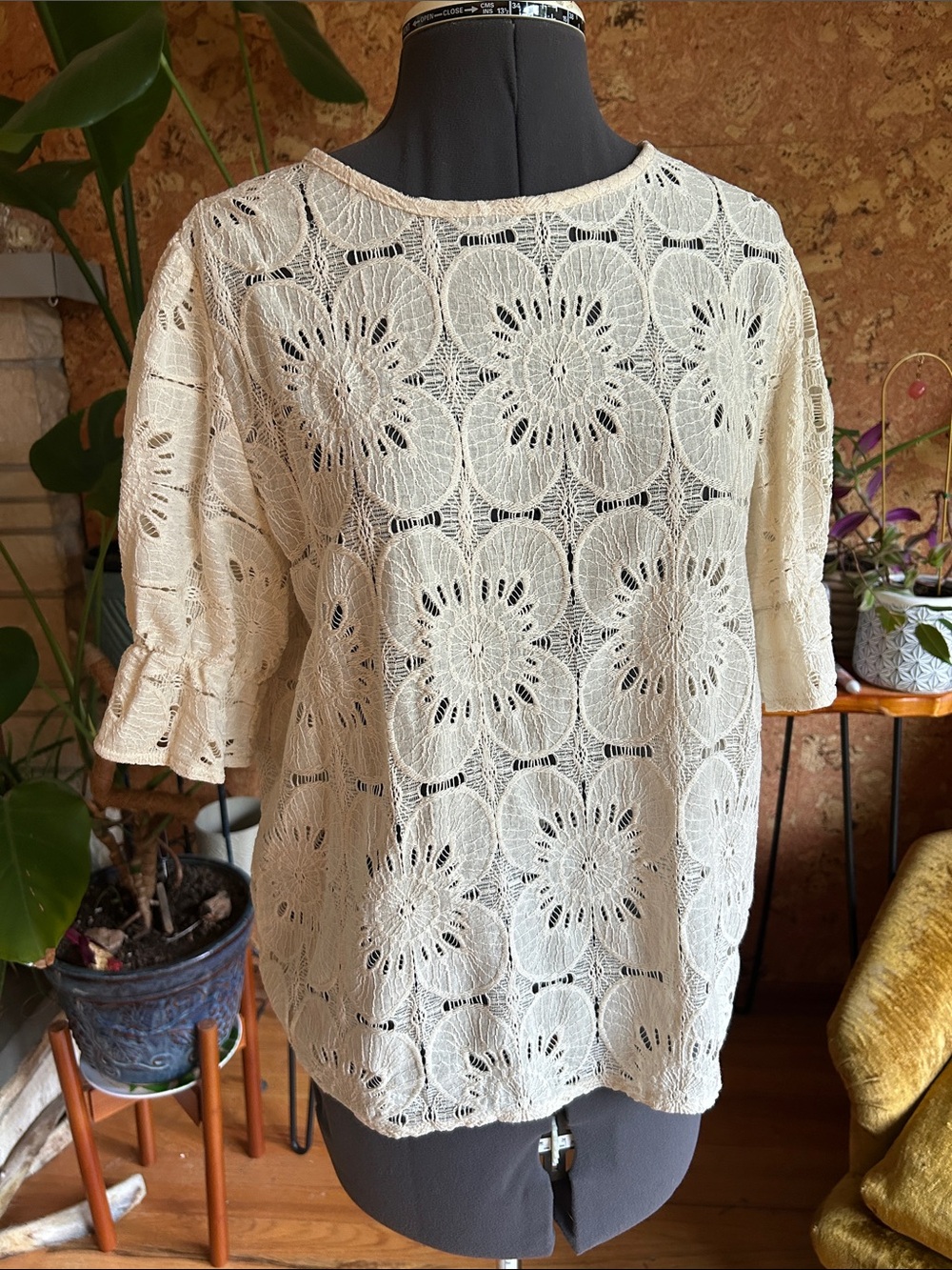 NWOTags Women's cream Lace Floral Lace Top ✨So Cute✨Breathable Cotton✨